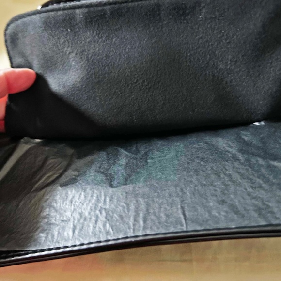 3 MAC COSMETICS CASES GIFT SET, MAC SELECT, BLACK PATENT, NEW IN ORIGINAL BOX, - Picture 4 of 13